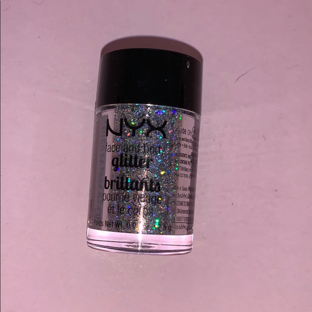 NYX glitter